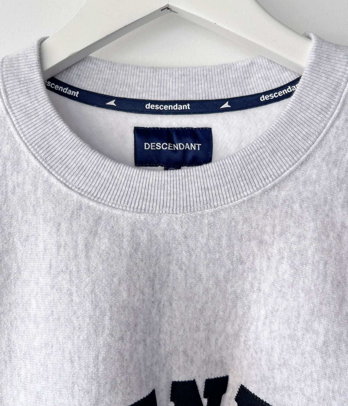 DESCENDANT/BREACHING CREW NECK (GRAY)