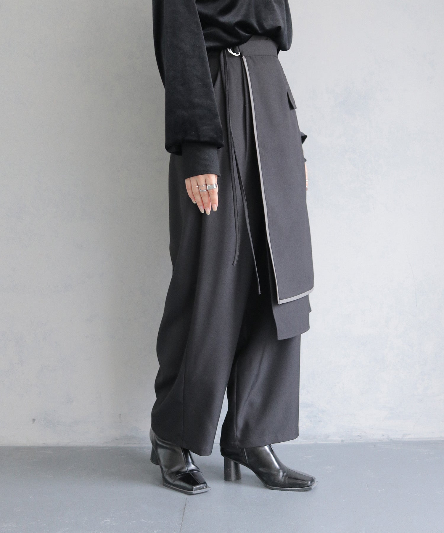 レイヤードワイドパンツ