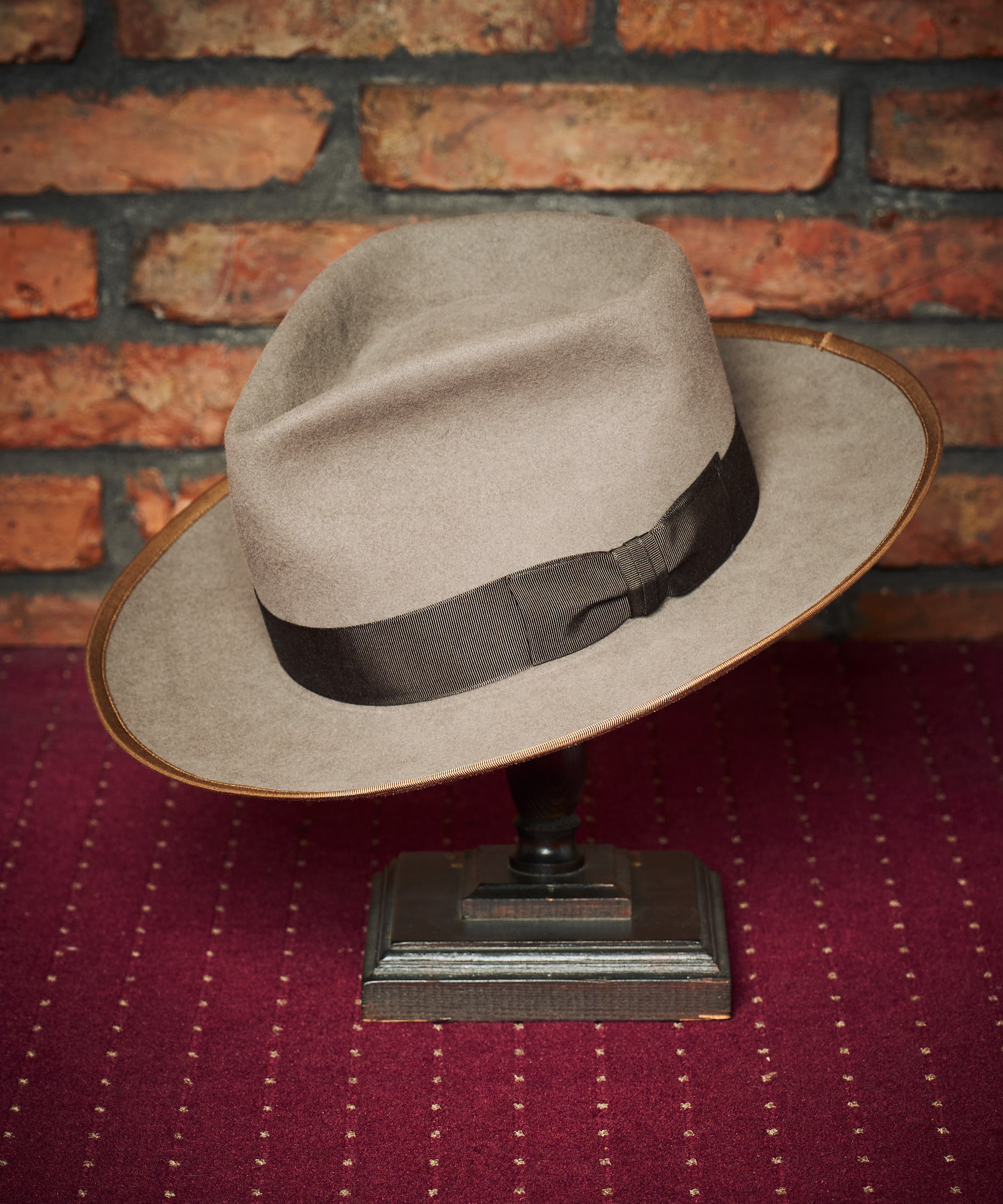 CROW / 140g RABBIT – THE FAT HATTER