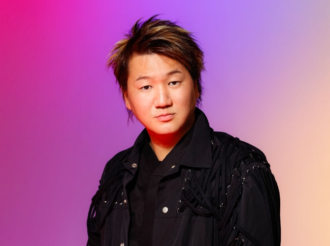 公式】THREE COLORS EXHIBITION｜過去・現在・未来 ―連鎖する創造性―