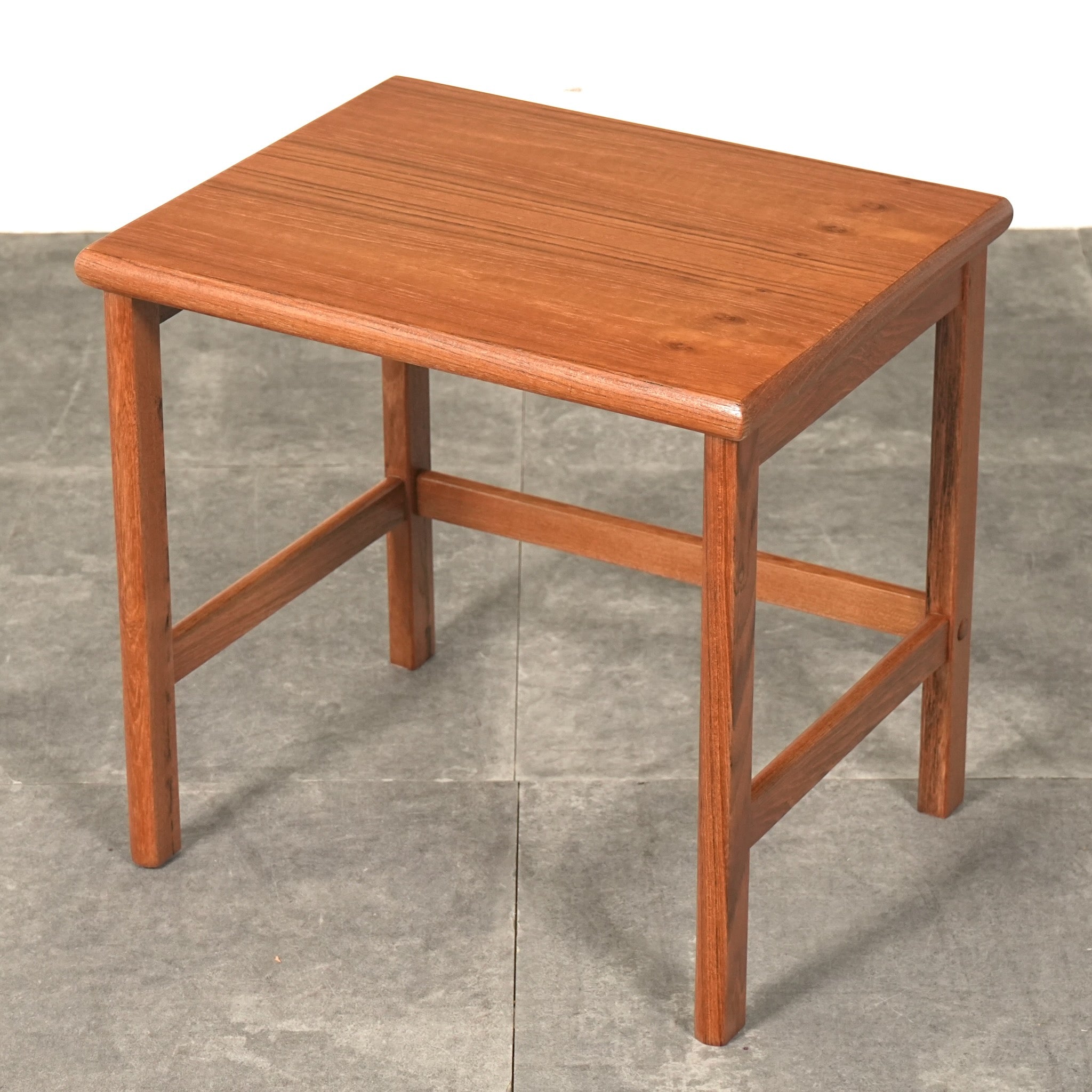 デンマークヴィンテージ ネストテーブル – TIME HYPE