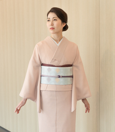 お仕立済み・袷】4サイズから選べる洗える色無地（桃染：ももぞめ