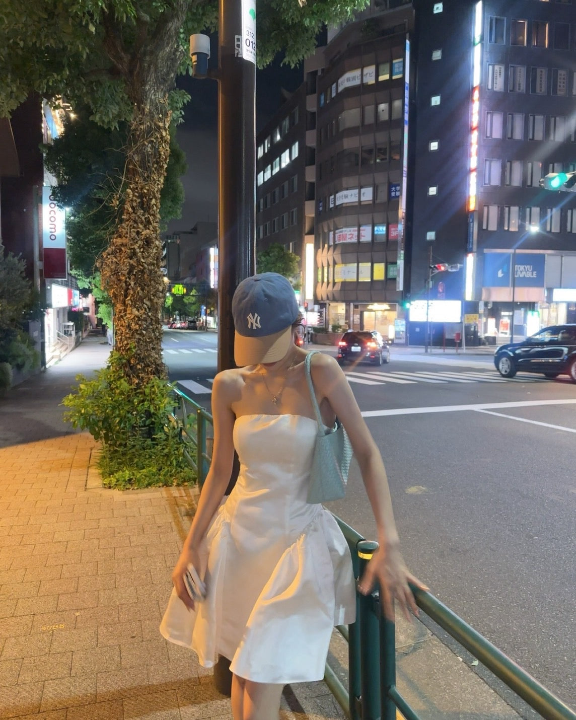 チューブトップペプラムワンピース（カップ付き） – TORUGATO