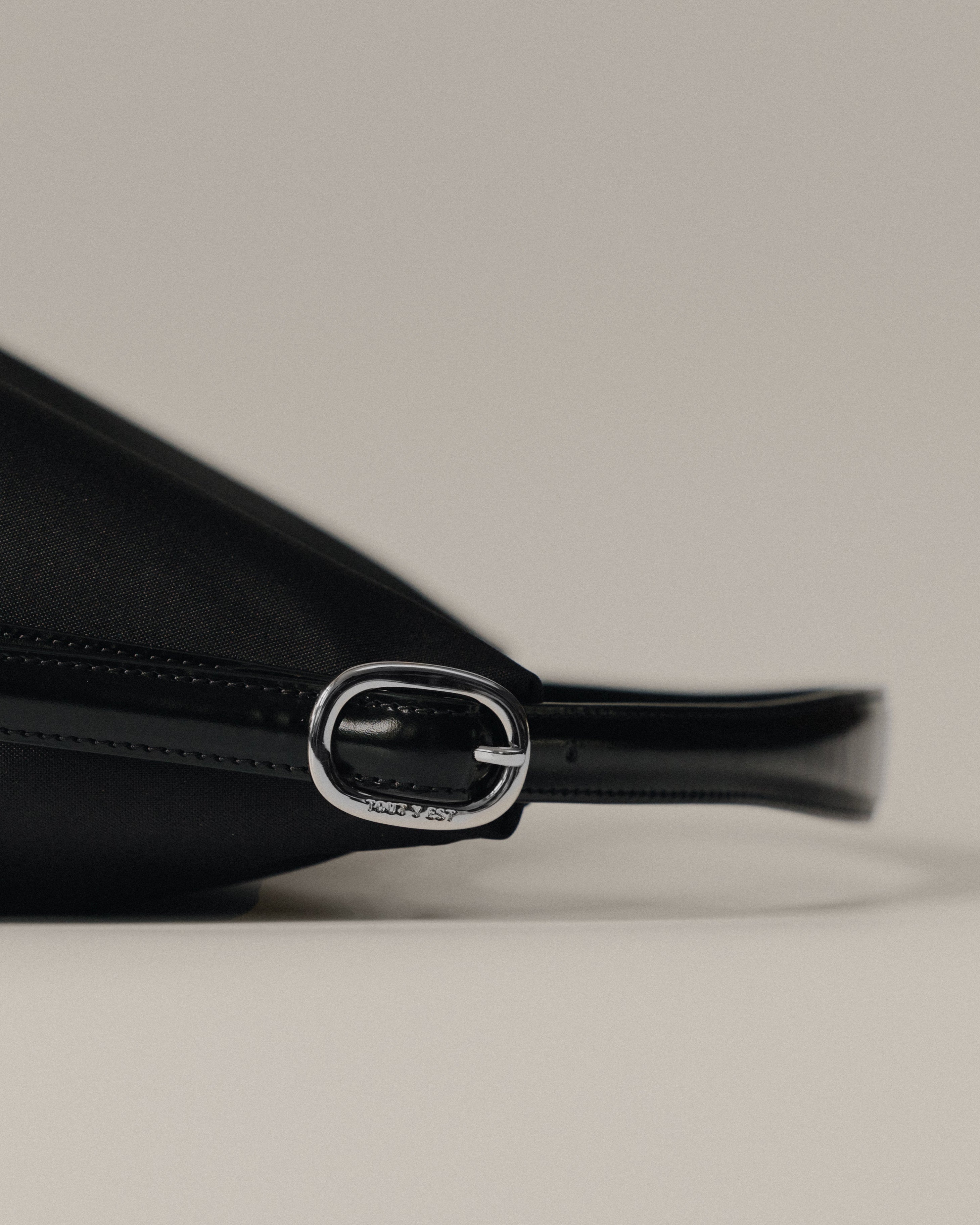 SAC CANOT TOILE BLACK – TOUT Y EST JP