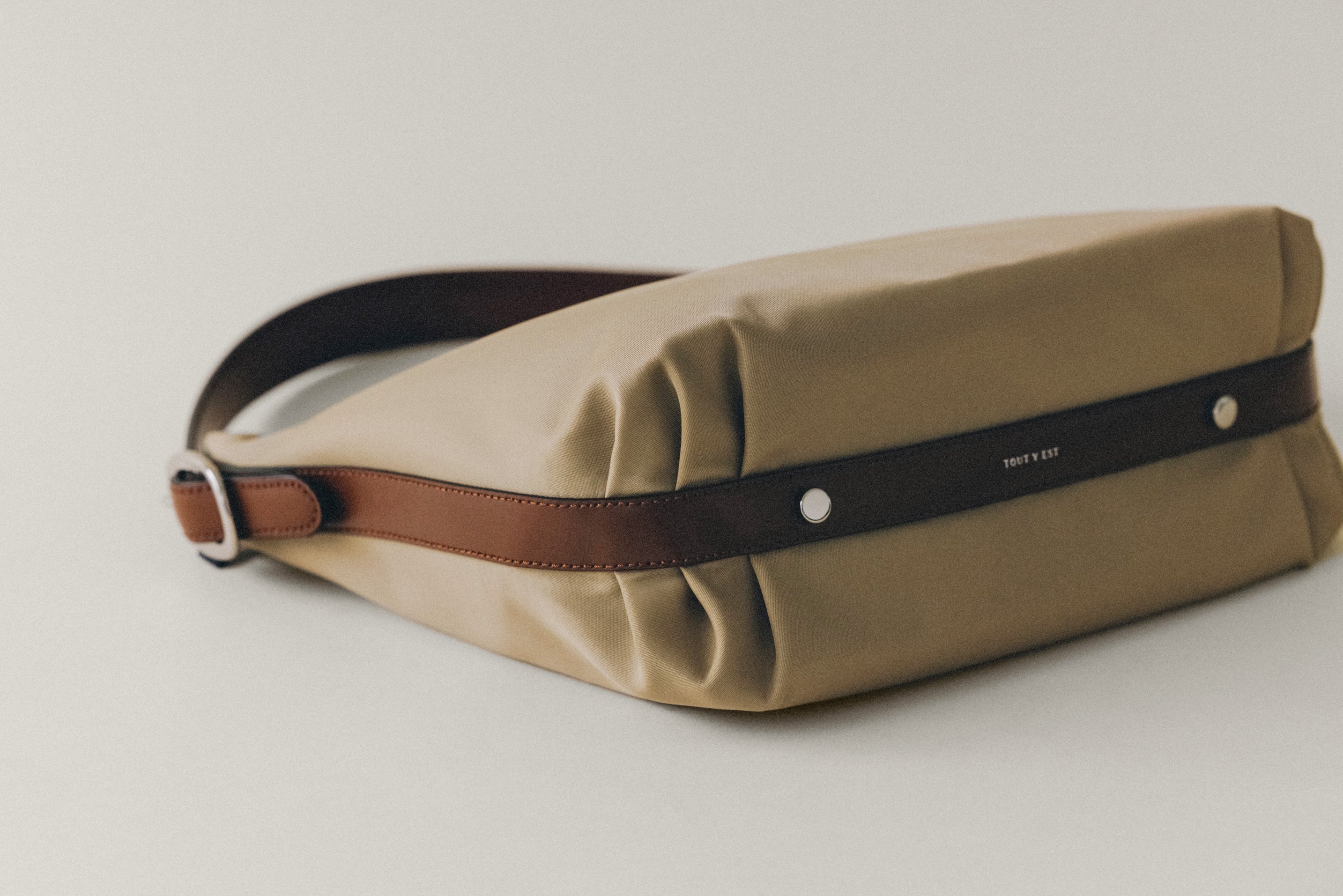 SAC CANOT TOILE SMALL BEIGE – TOUT Y EST JP