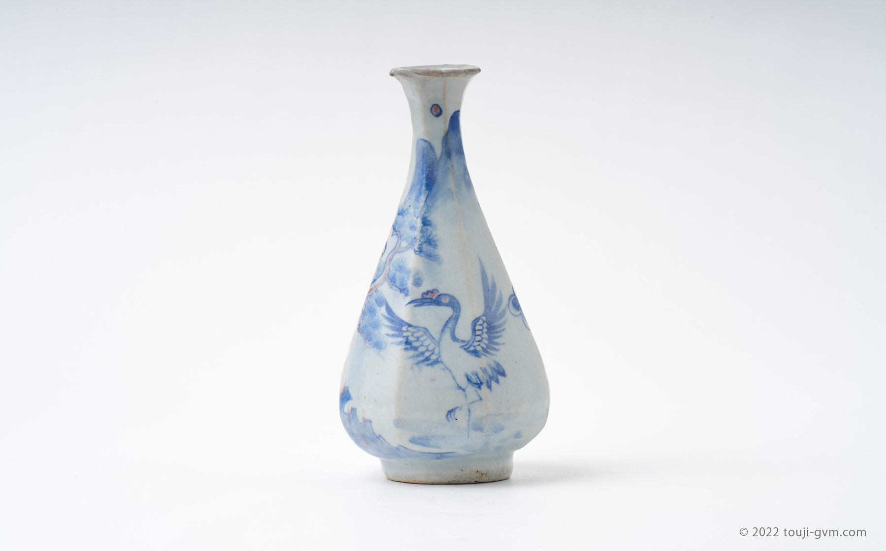 青花（せいか）や染付（そめつけ）とは｜白磁に青模様の陶磁器の特徴や