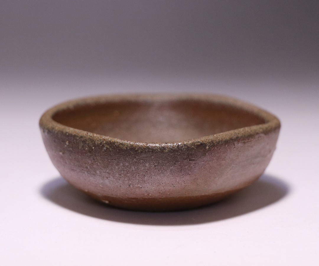 金重道明 作 「伊部四方盃」 ～備前焼専門卸小売店 川口陶楽苑～