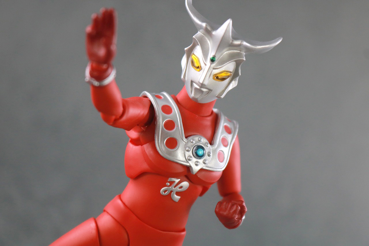 S.H.フィギュアーツ ウルトラマンレオ レビュー | トイハコ