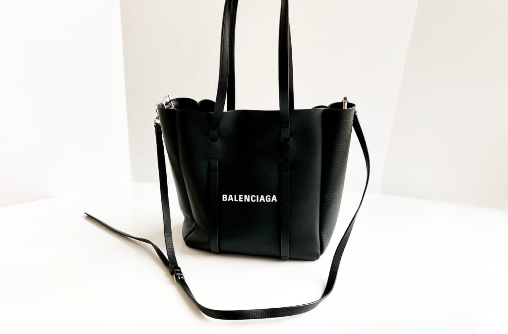 サイズ感レビュー】バレンシアガ エブリデイ【レザートートバッグ】