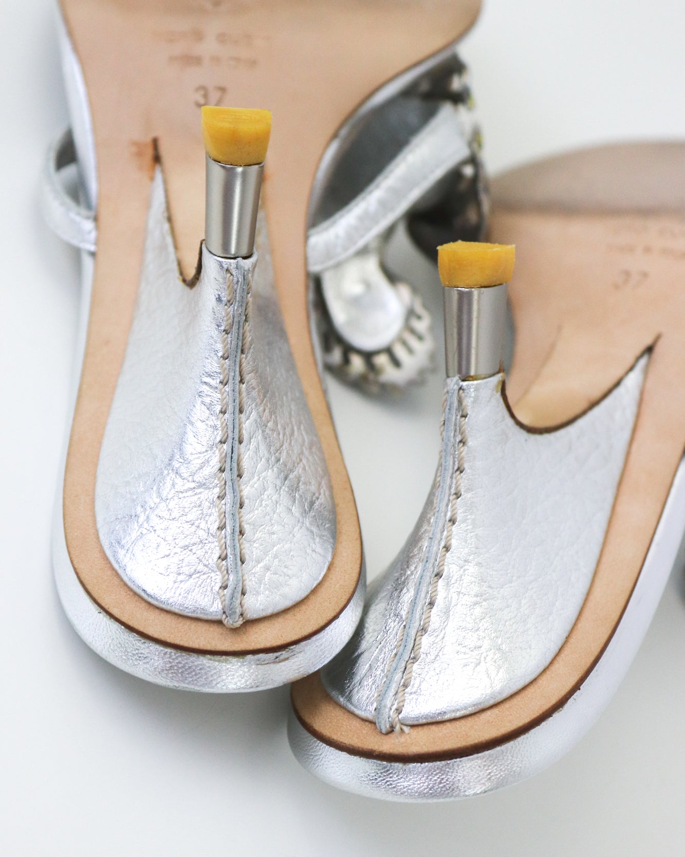 Vintage Vicini Giuseppe Zanotti Silver Fish Thong Mule Heels