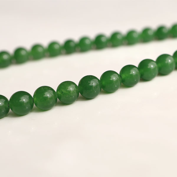楽天市場】天然石 ネックレス 台湾翡翠 8mm ジェイド ひすい 緑