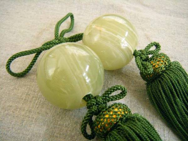 楽天市場】掛け軸 風鎮 天然大理石 高級グリーンオニックス 房：緑（20