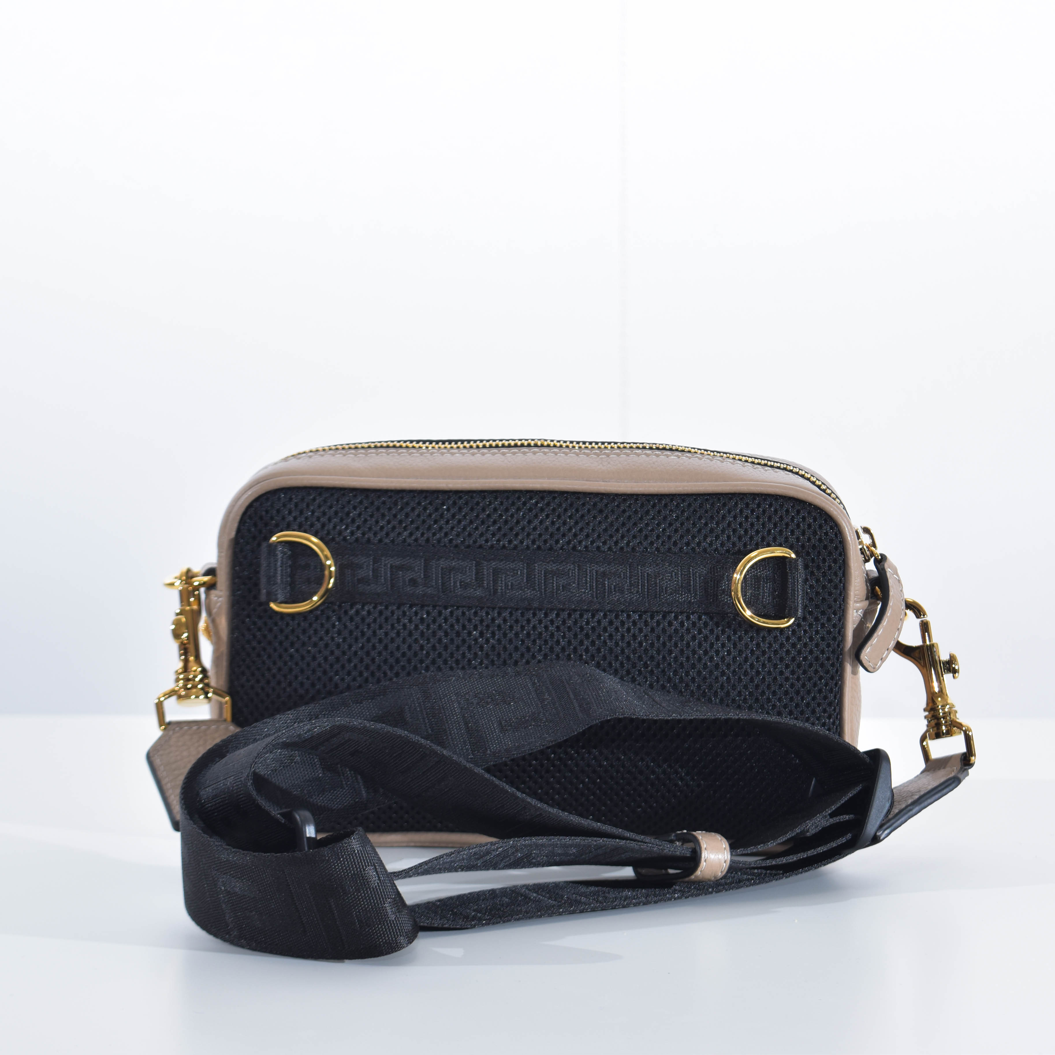 楽天市場】ヴェルサーチ バッグ ショルダーバッグ ボディバッグ 本革