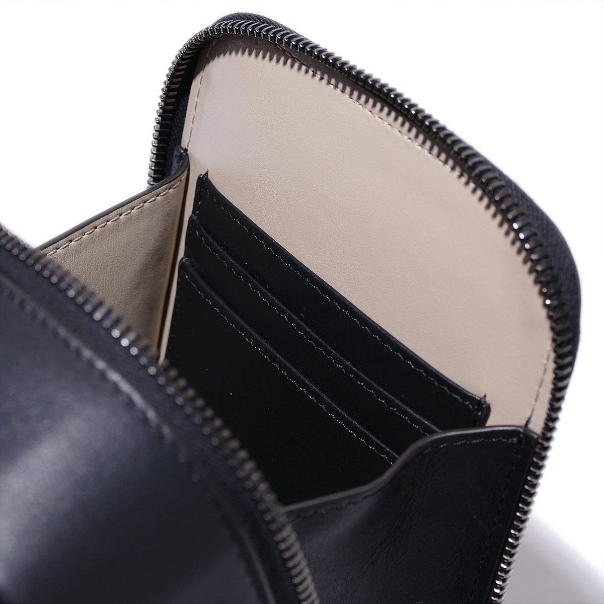 楽天市場】モンクレール 本革クロスボディバッグ 5L00002 999ブラック