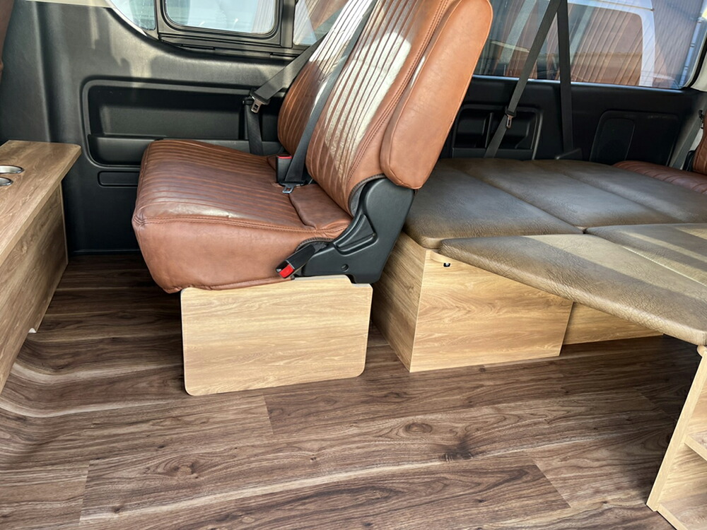 楽天市場】200系ハイエースワゴンGL グランドキャビン コミューター用