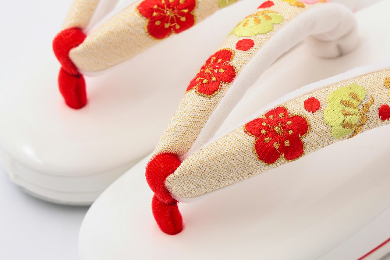 楽天市場】七五三 草履 四つ身 十三参り 白台 鼻緒 刺繍 履物 女の子