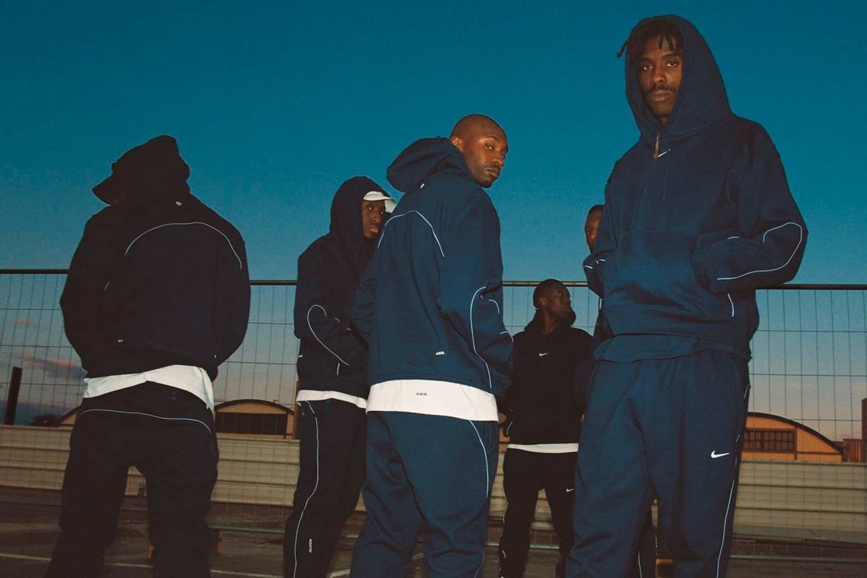 楽天市場】DRAKE x Nike NOCTA Cardinal stock hooded sweatshirt Navy