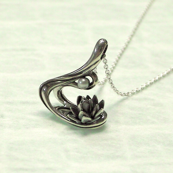 楽天市場】エス 流蓮ネックレス シルバー パール [S-Th-02