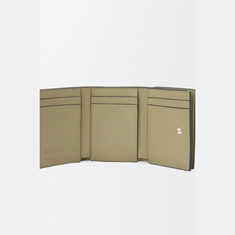 楽天市場】ロエベ LOEWE 2025秋冬レディース トライフォールド