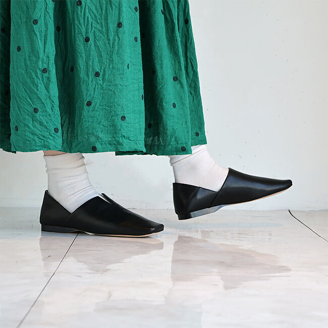 楽天市場】【新作】MOHI（モヒ）スクエアトゥVカットフラットシューズ