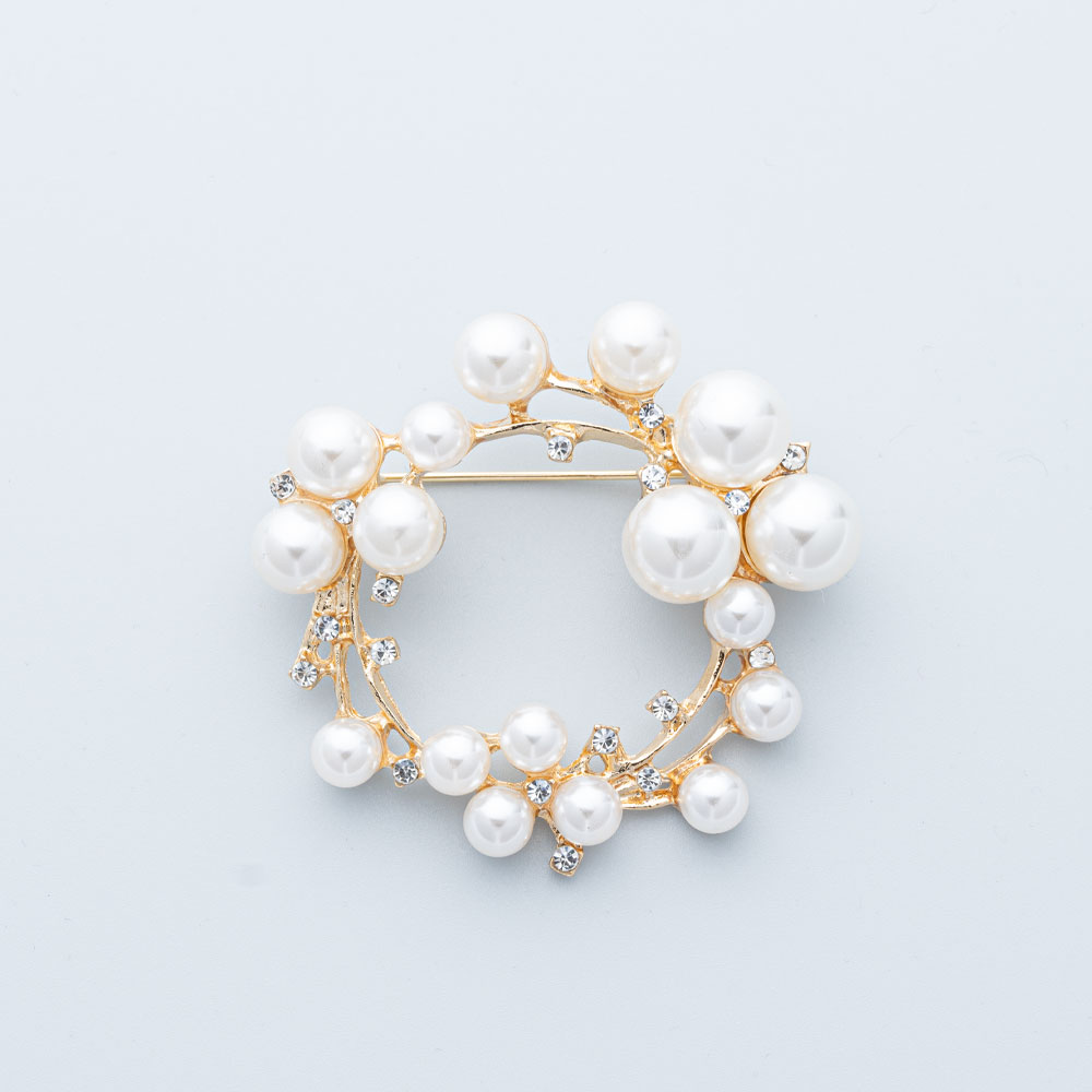 楽天市場】【3/11 1時59分までお得なクーポン配布中】ブローチ 卒園式