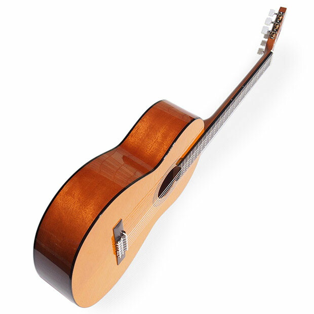 楽天市場】YAMAHA ヤマハクラシックギター CG102 ソフトケース付