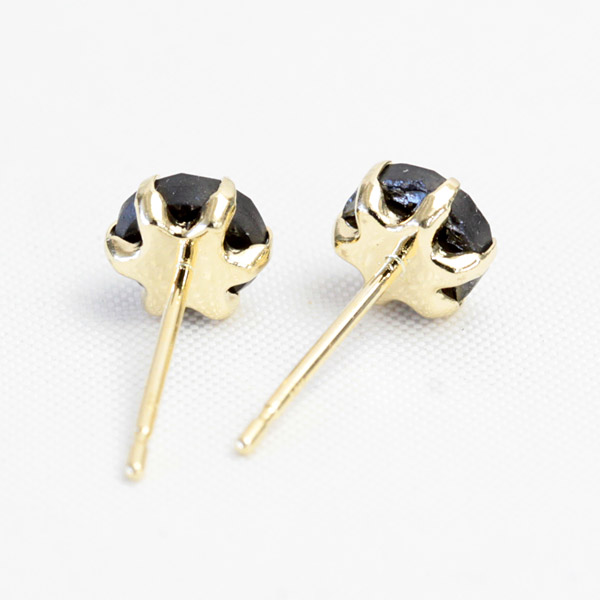 楽天市場】ブラックダイヤモンド ピアス 1.0ct ローズカット プラチナ