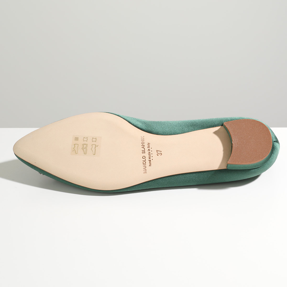 楽天市場】MANOLO BLAHNIK マノロブラニク パンプス HANGISIFLAT SMT