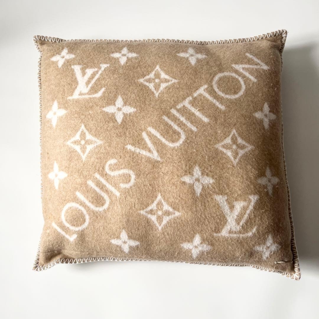 楽天市場】ルイヴィトン クッションの通販