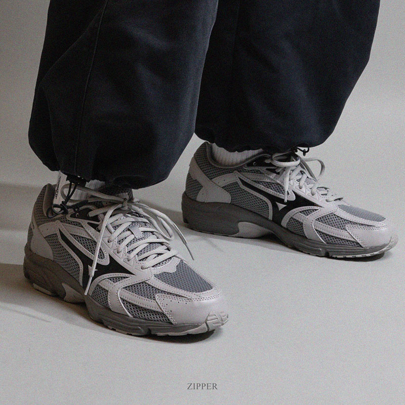 楽天市場】日本未発売 Mizuno ミズノ スパーク ブラックグレー Spark