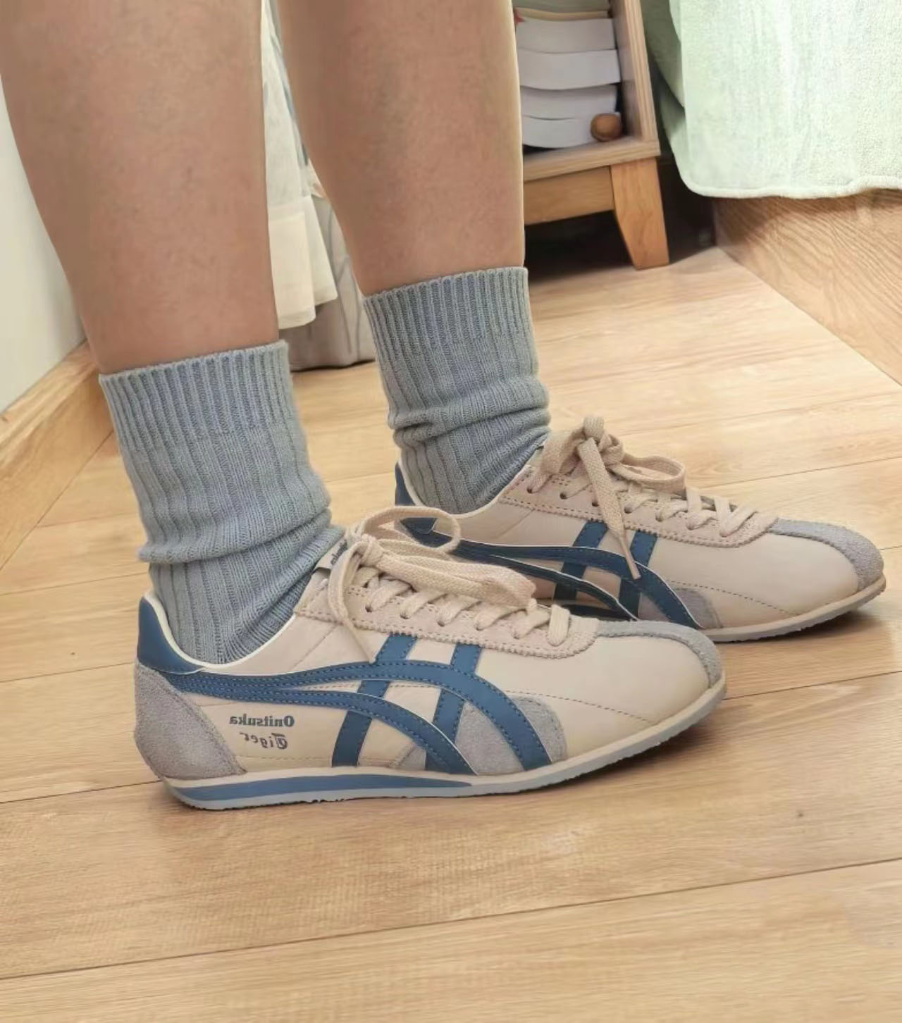 楽天市場】日本未発売 Onitsuka Tiger Runspark Cream Light Blue