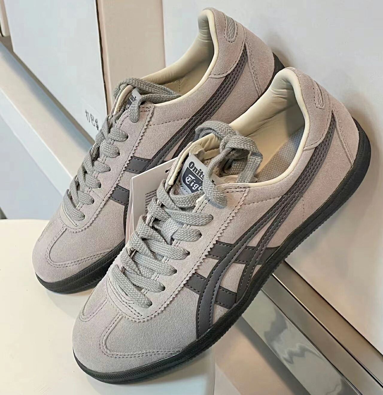 楽天市場】日本未入荷 Onitsuka Tiger Tokuten Grey 1183A907-021