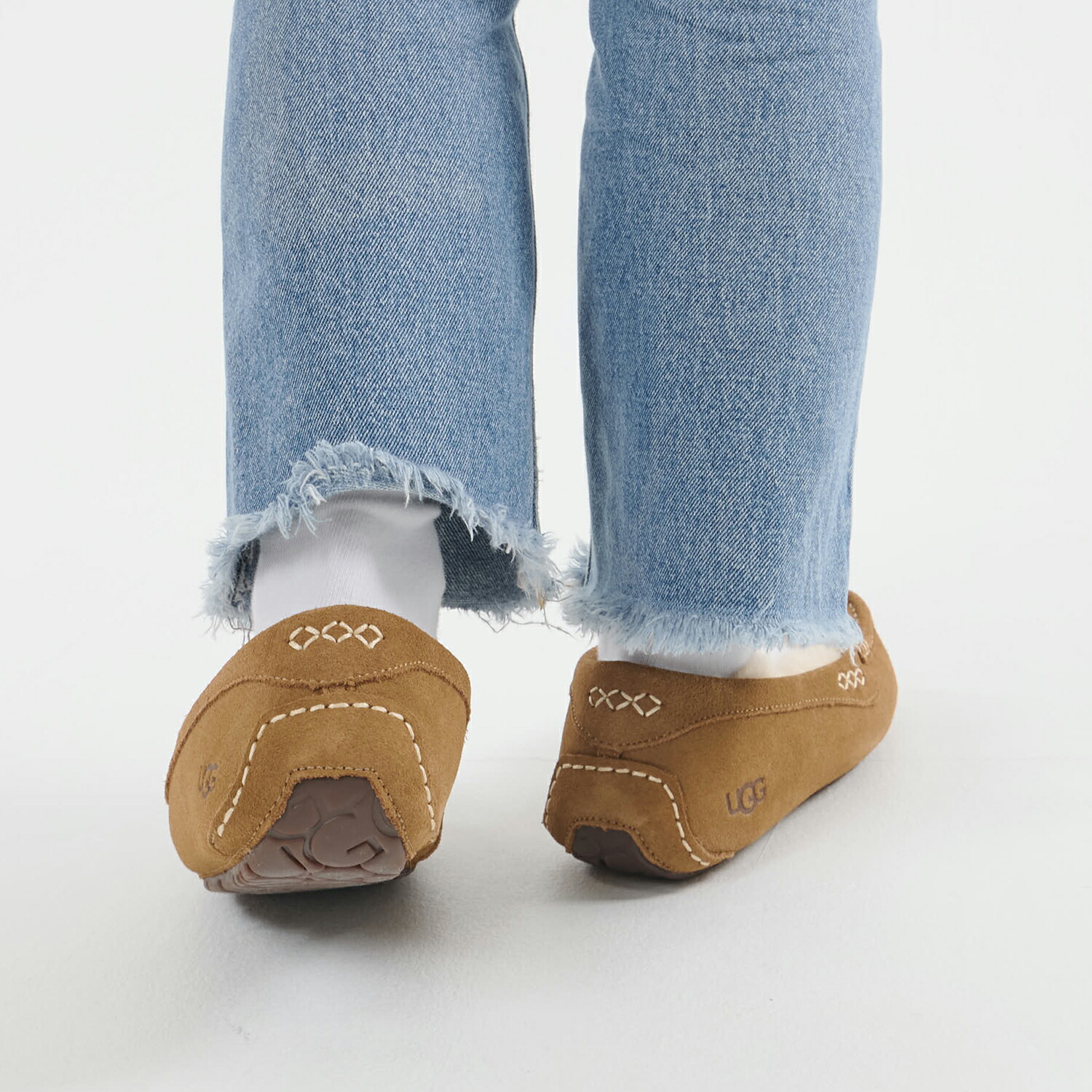 楽天市場】UGG ANSLEY アグ スリッポン モカシン アンスレー