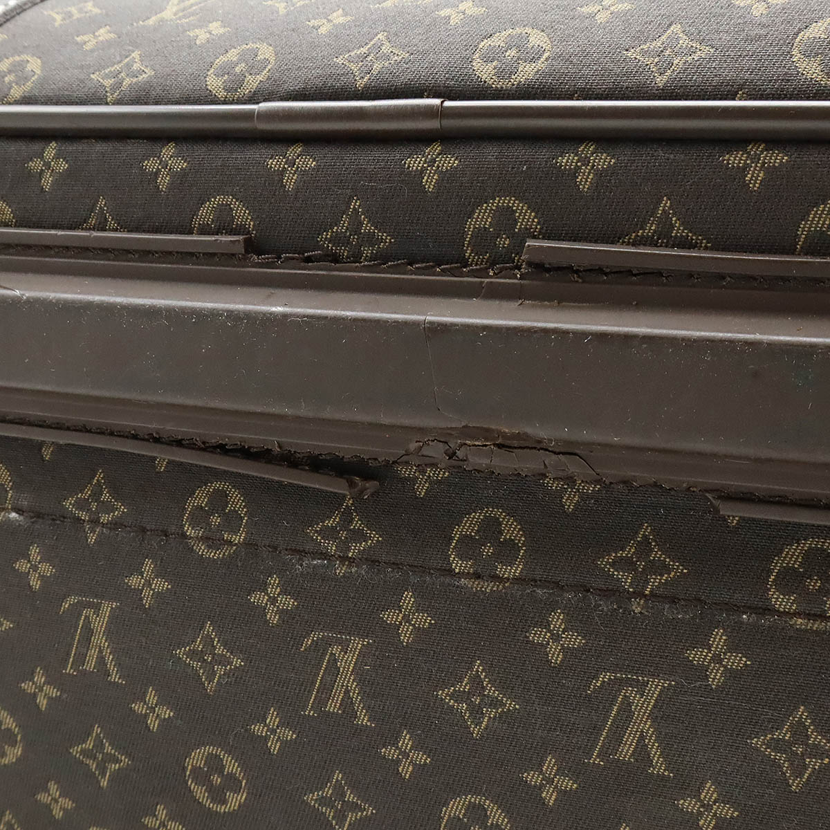 楽天市場】LOUIS VUITTON ルイ ヴィトン モノグラム イディール エポペ