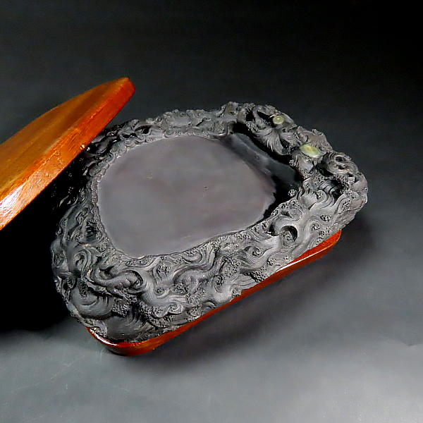 楽天市場】【現品限り】旧坑端渓麻子坑硯 有眼雲龍硯｜書道 書道用品