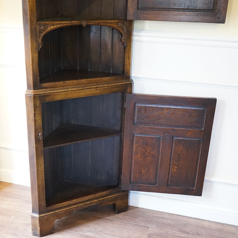 イギリス アンティーク家具 コーナーキャビネット1950年頃 510A