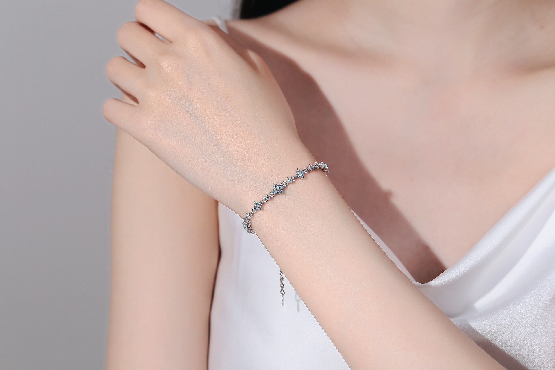 楽天市場】モアサナイト ブレスレット レディース 人工ダイヤモンド