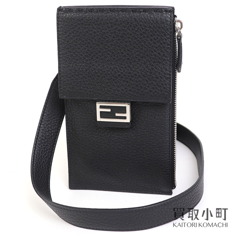 希少⭐新品未使用⭐Fendi ロゴ入り黒ナイロンストラップ FENDI フェンディ ナイロン 2WAYバッグ