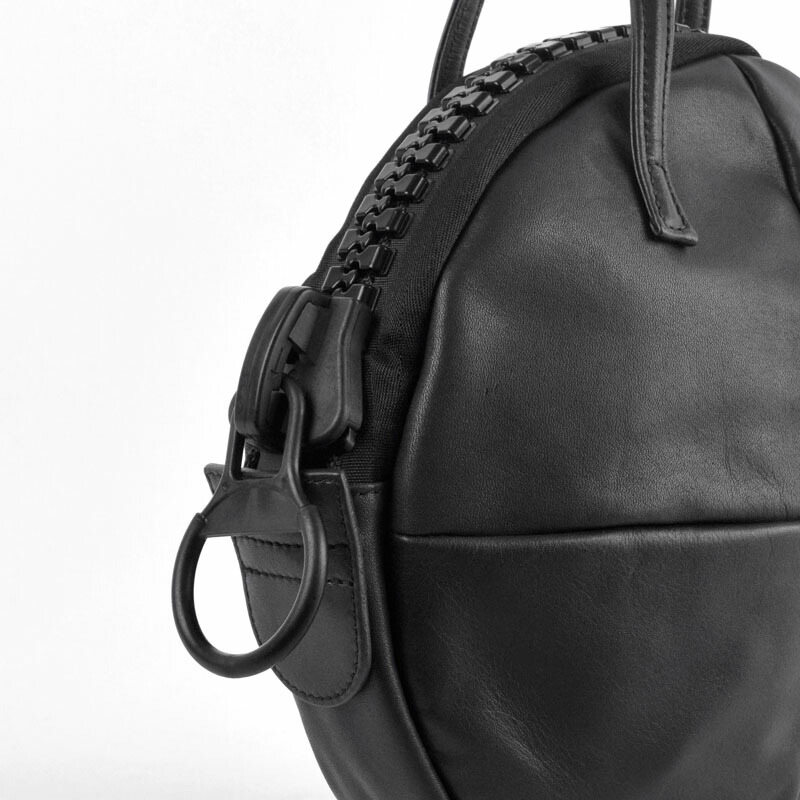 楽天市場】【kawa-kawa公式】 トートバッグ レディース 軽量 本革 上質