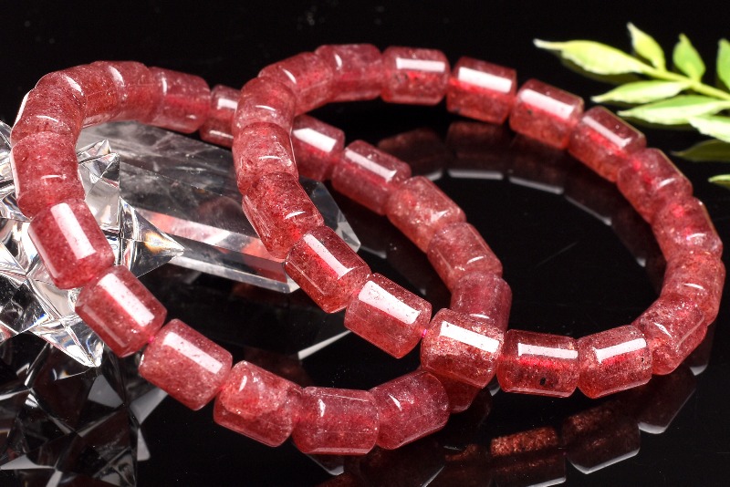 楽天市場】希少！閉山カザフスタン産鉱山採掘 ストロベリークォーツ