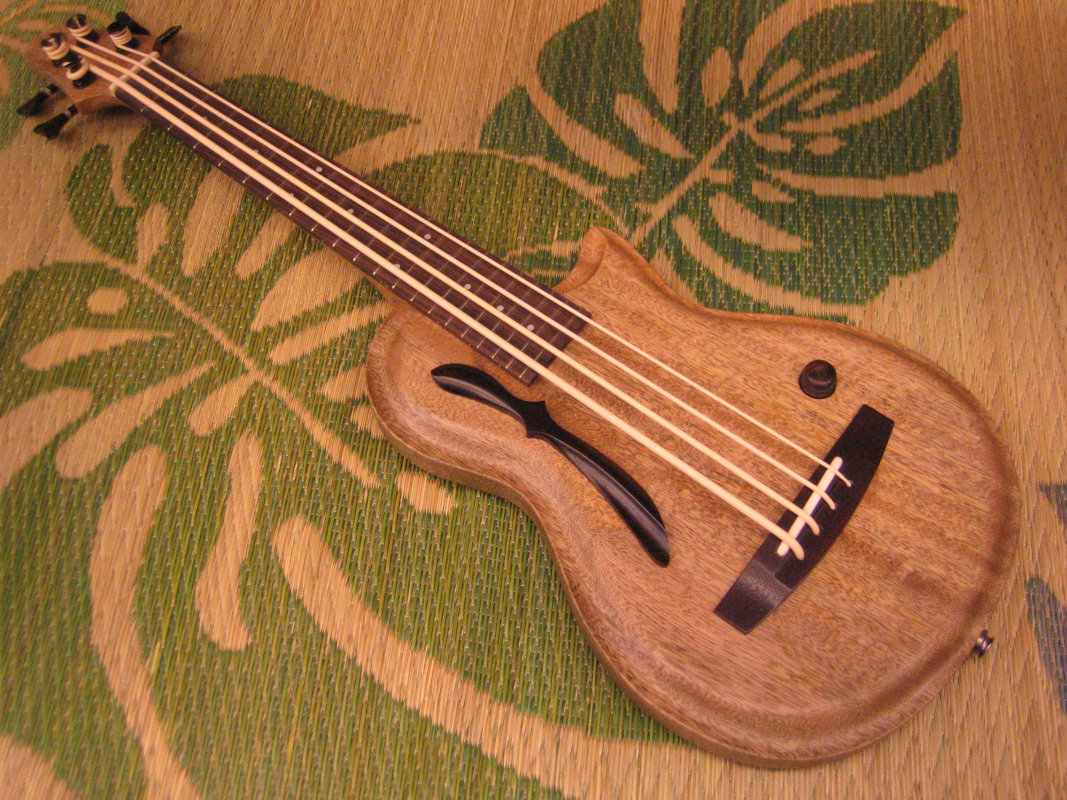 楽天市場】SH GUITARS SUB-1 新品 ウクレレベース[国産][SUB1