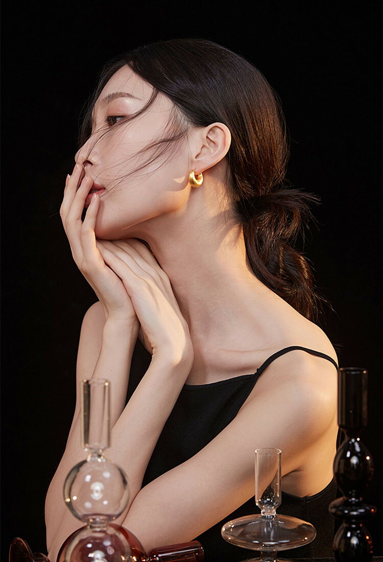 楽天市場】ピアス フープピアス 艶消し 中折れ マスクに引っかからない