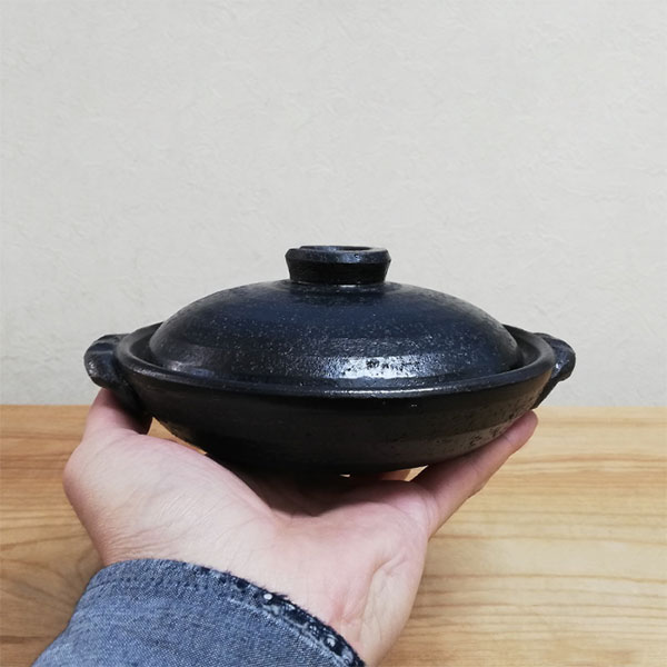 楽天市場】【取寄品】 萬古焼 黒釉 5号陶板 柳川 ふた付き柳川鍋