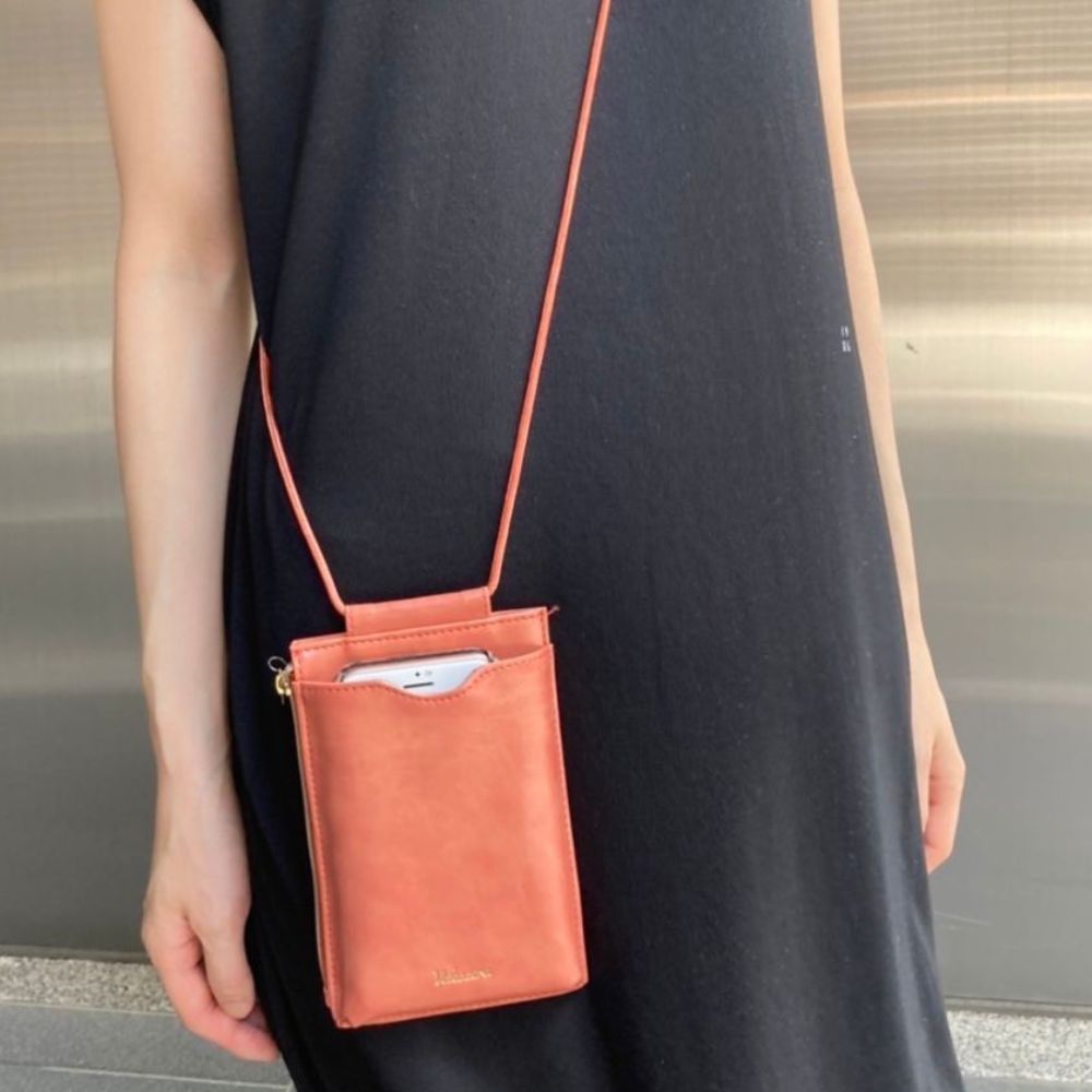 楽天市場】【50％OFF】Velessera ヴェレセラ スマホショルダー マルチ