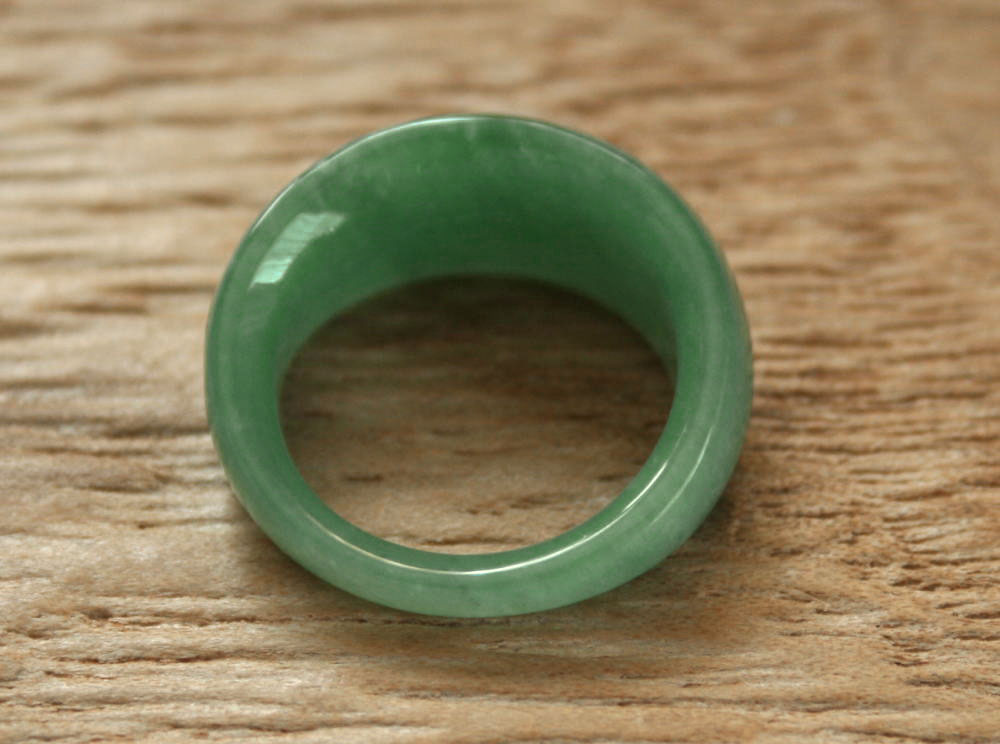 楽天市場】糸魚川翡翠くりぬきリング R00480 元粋 作 9号 糸魚川