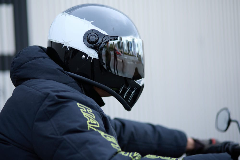 楽天市場】フルフェイスへルメット バイク VANSON コラボ ホワイト S