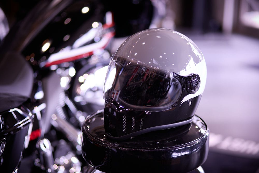 楽天市場】フルフェイスへルメット バイク VANSON コラボ ホワイト S