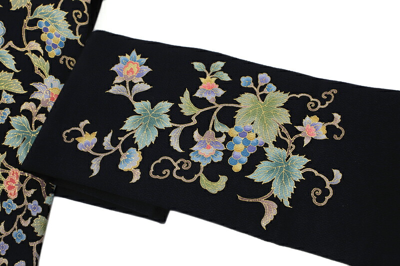 楽天市場】名古屋帯 岡重謹製 浜ちりめん 黒地 金彩加工 花唐草 唐花