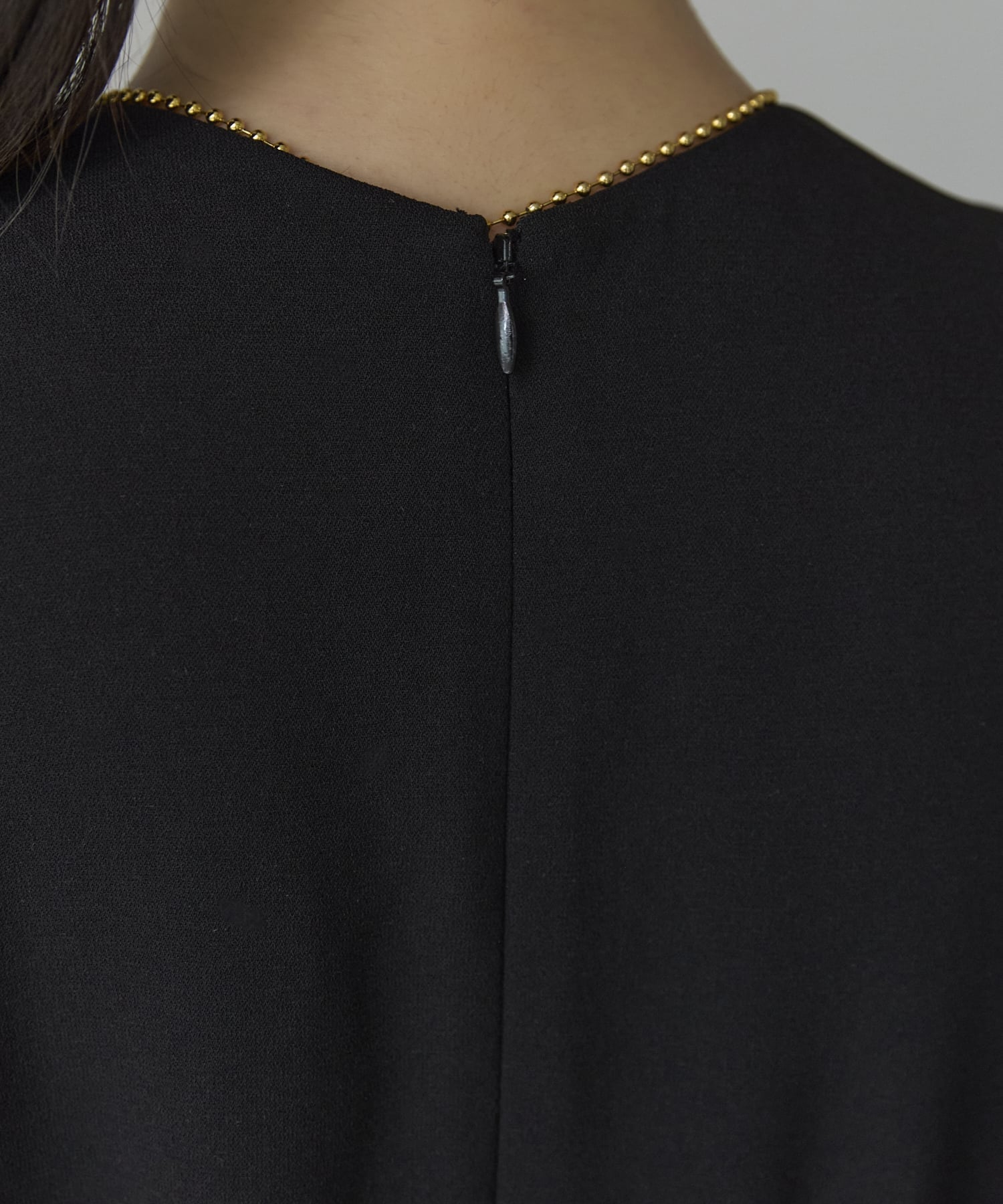 PREFERIR｜ブリュームシアースリーブAラインVネック結婚式パーティー