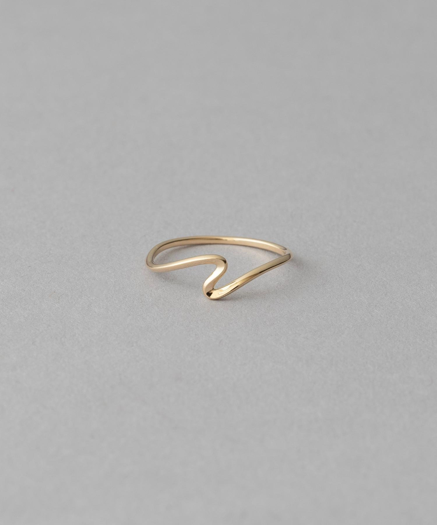 ete｜[レイヤード] K10YG ウェーブ リング | Rakuten Fashion(楽天